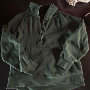 Lululemon Scuba Half Zip Full size Legacy Green size M/L good used